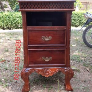 Nakas Jati Ukiran Samping Tempat Tidur