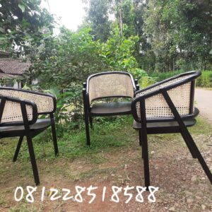 Set Kursi Cafe Jati Rotan Minimalis