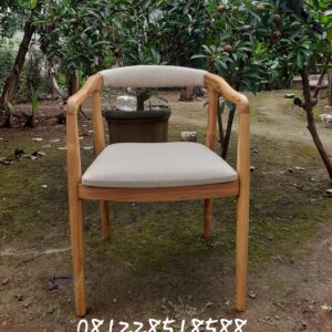 Kursi Cafe Jati Klasik Mewah