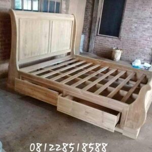 Tempat Tidur Jati