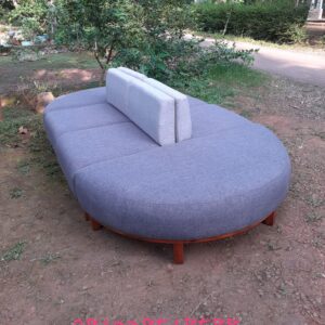 Sofa Oval Mewah