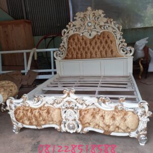 Tempat Tidur Duco Ukiran Mewah