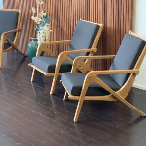 Kursi Santai Minimalis Jati