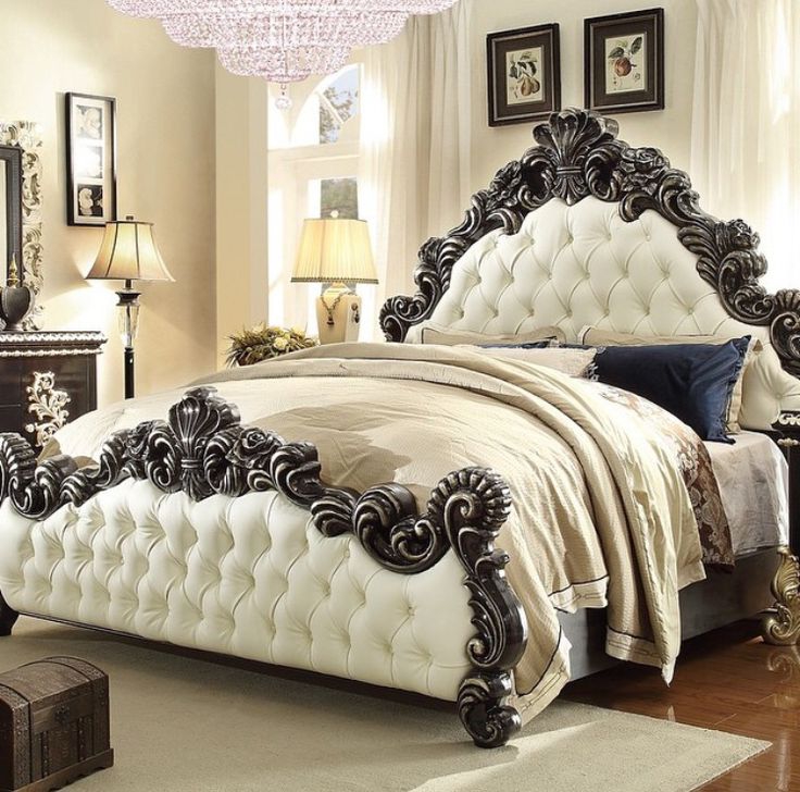 Kamar Set Jati Ukiran Klasik