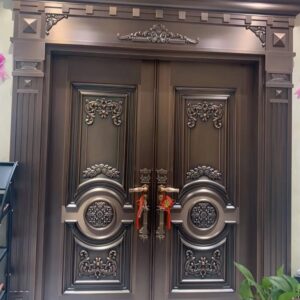 Kusen Pintu Utama Ukir Klasik