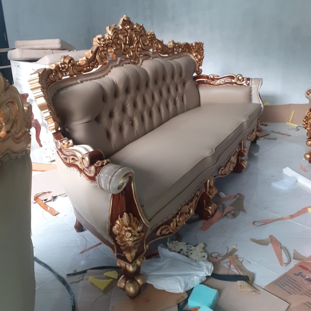 Sofa Tamu Barcelona Ukiran