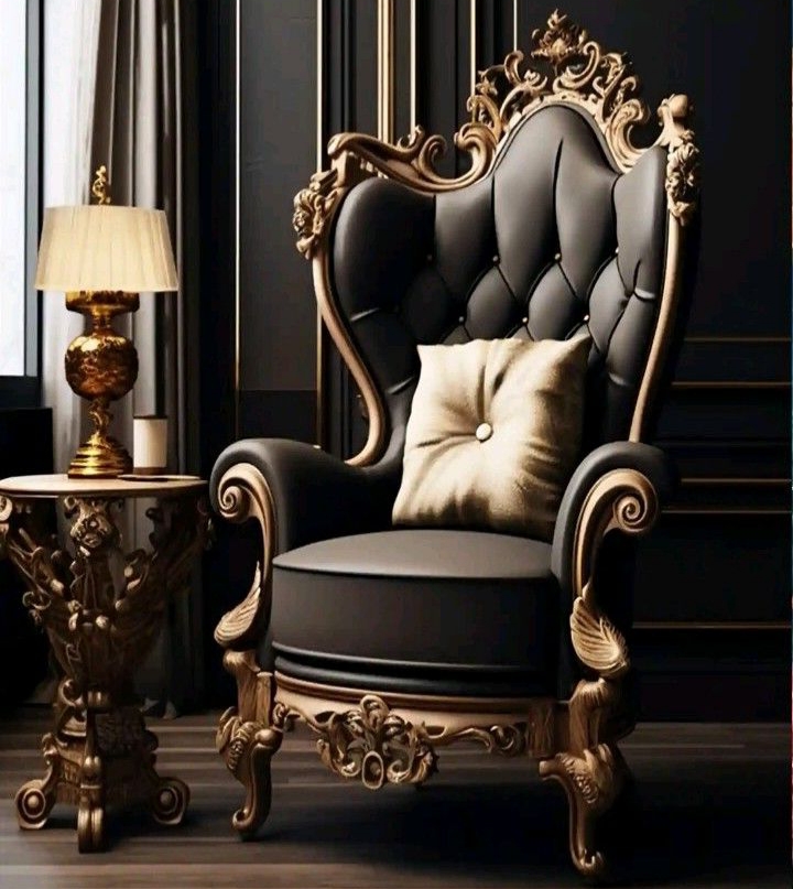 Kursi Kulit Ukiran Klasik