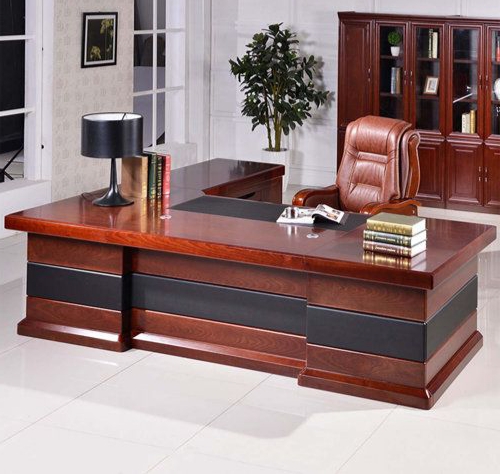 Meja Kerja Kantor Klasik