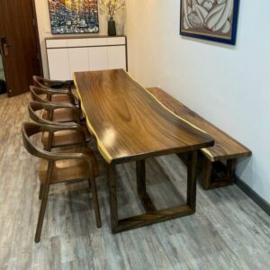 Set Meja Makan Mewah Trembesi