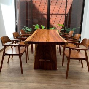 Set Meja Makan Klasik Trembesi